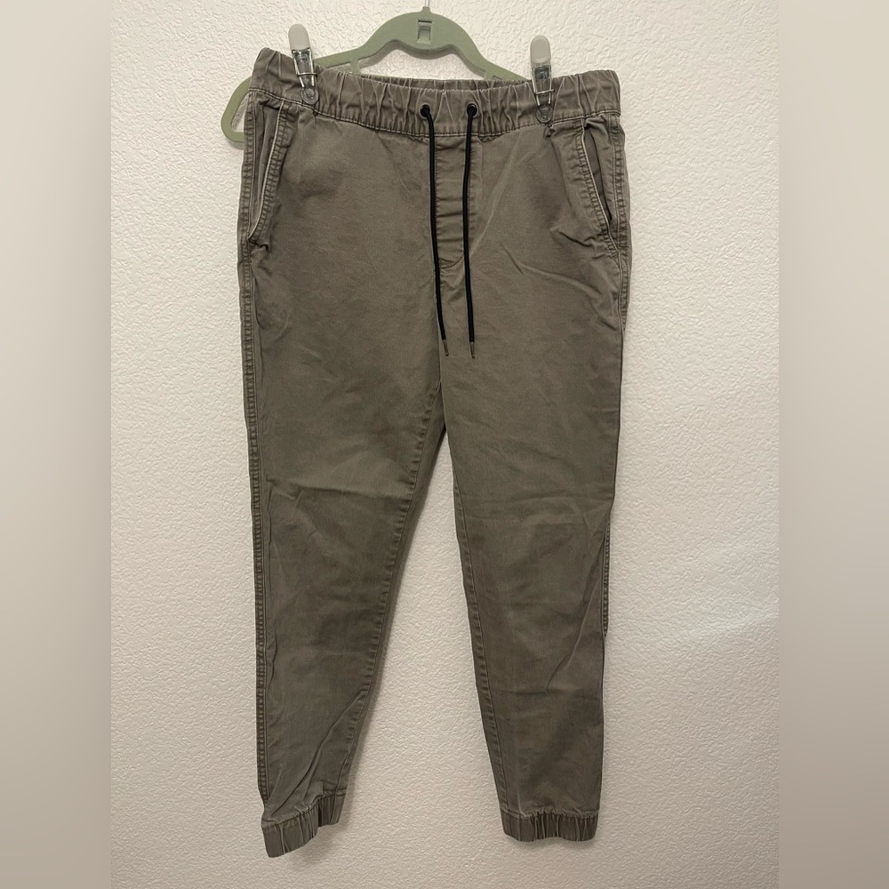 Old Navy Men's Olive Joggers